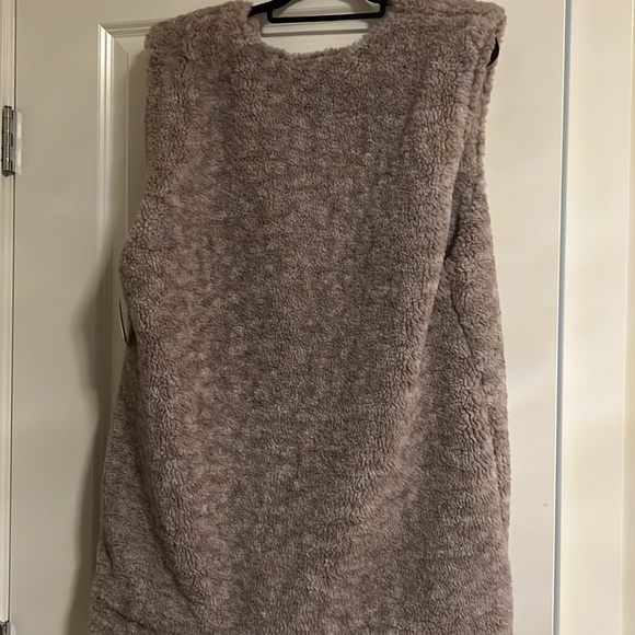 Free People We the Free fur vest - Picture 4 of 4